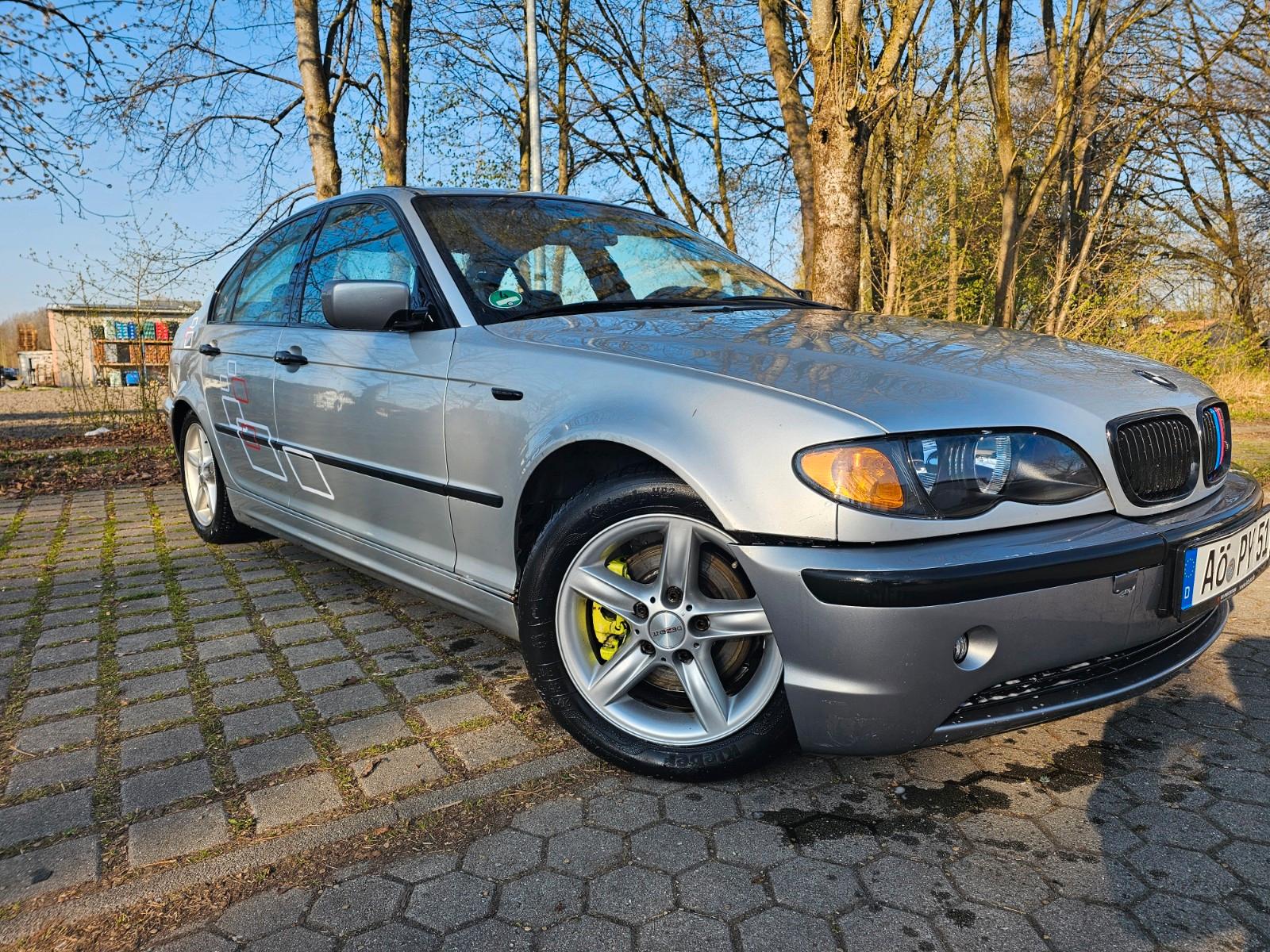 BMW 320