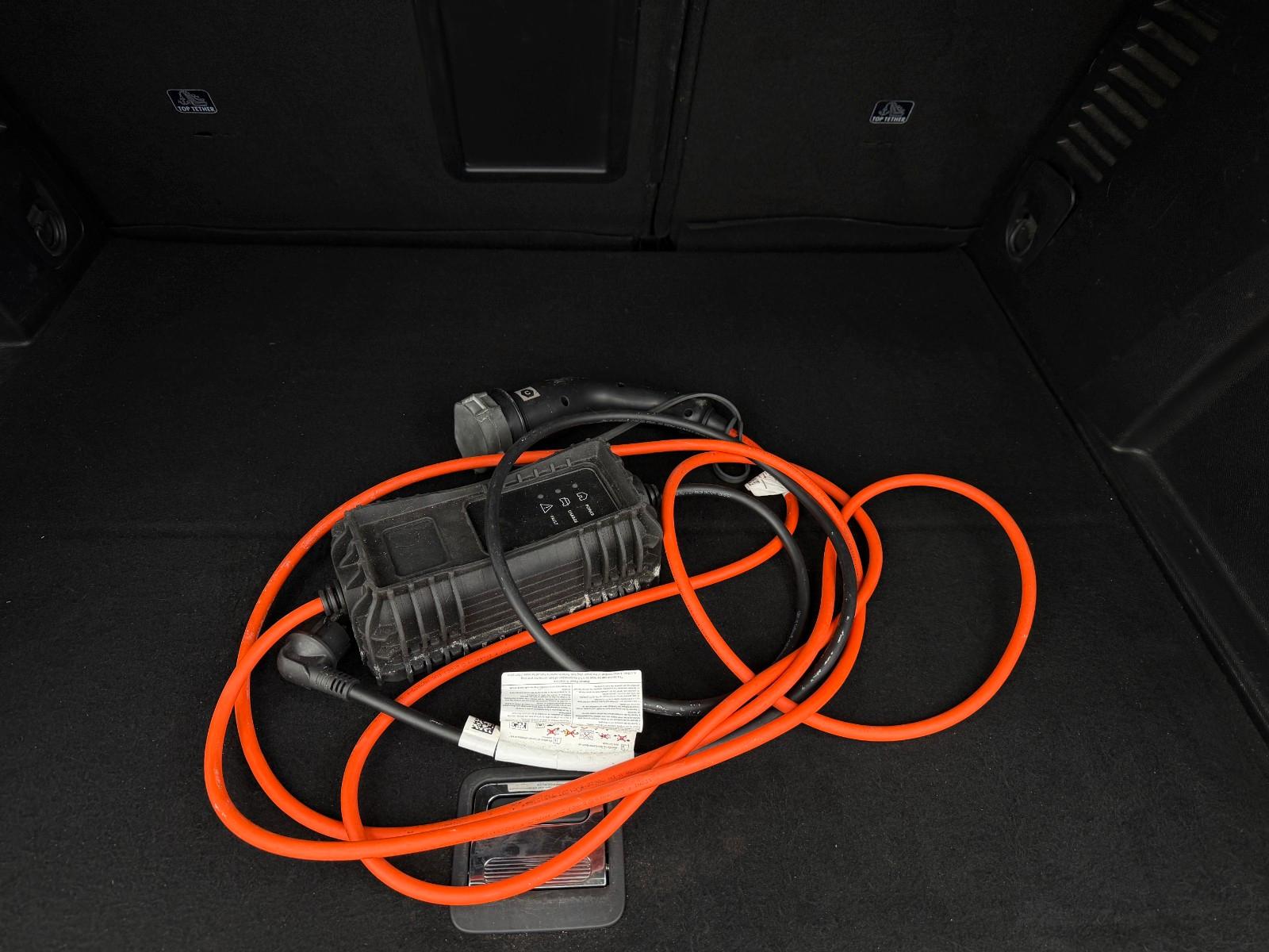 Peugeot 3008 Hybrid 225 Allure Pack