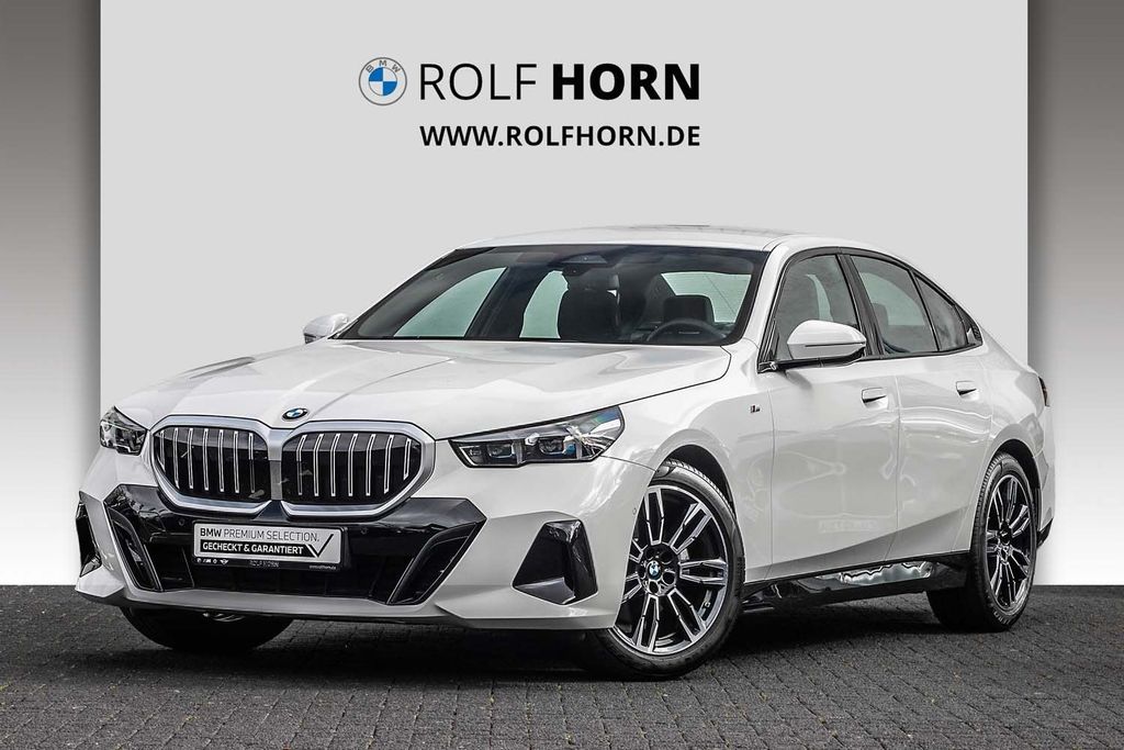 2025 BMW 520