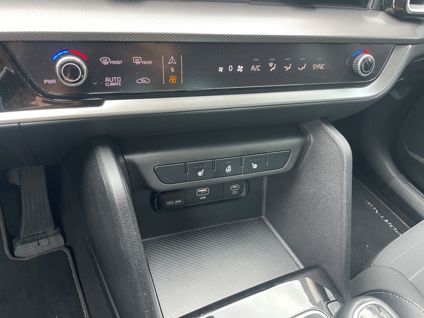 Fahrzeugabbildung Kia Sportage Vision Kamera AHK SpurhalteASS Navi LED