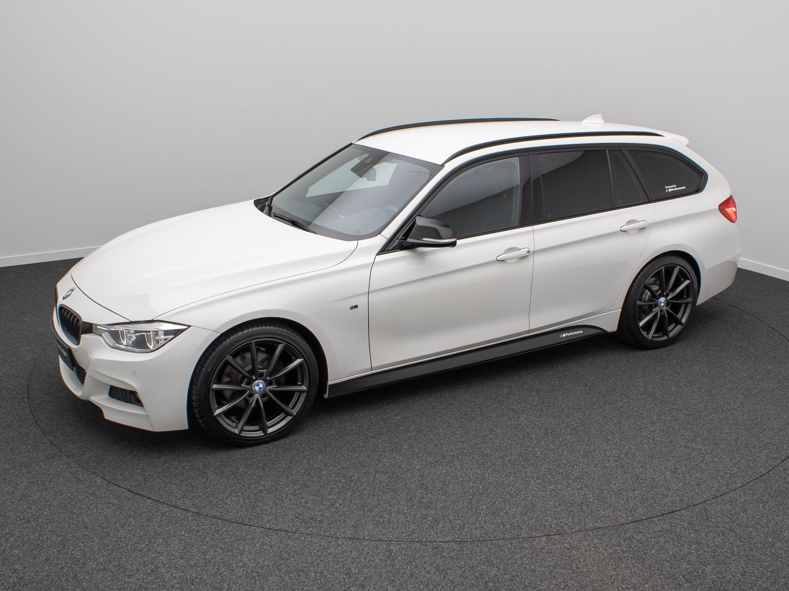 Fahrzeugabbildung BMW 320d M Sport Stop&Go NaviPro LED Komfort 19Zoll