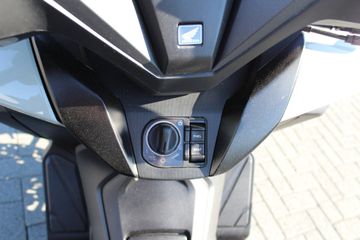 Honda FORZA 125