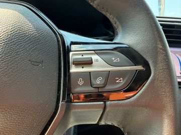 Peugeot 408 - 12