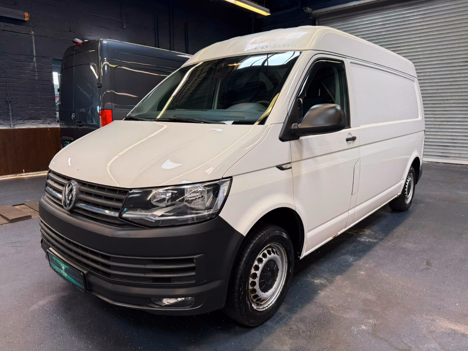 Volkswagen T6 Lang Mittelhochdach Werkstattwagen Klima AHK
