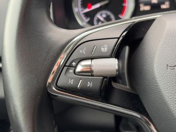 Skoda Karoq Style 1.5 TSI °LED°Navi°AHK°SHZ°RFK°PDC°