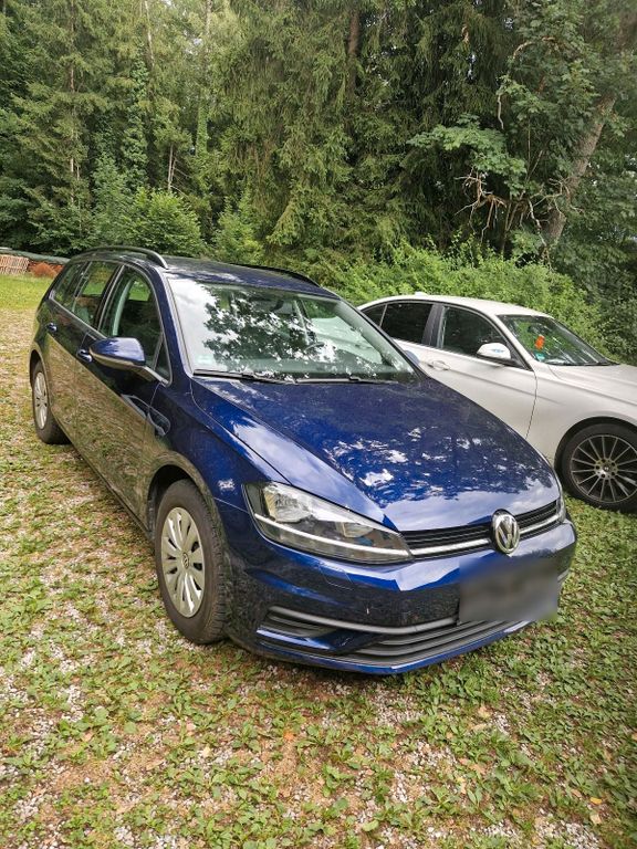 Image of Volkswagen Golf