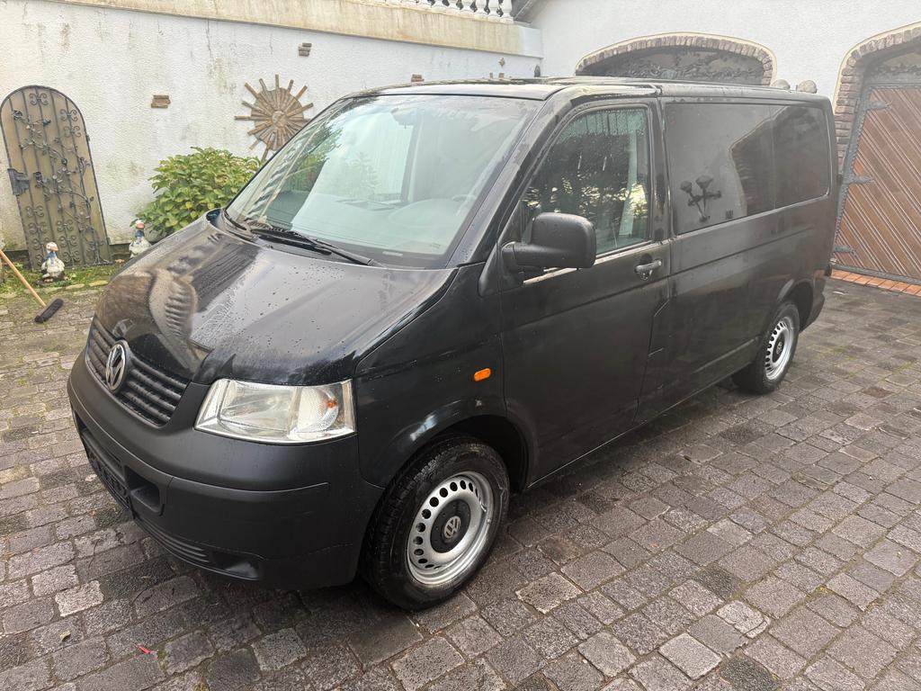 Volkswagen T5 Kombi