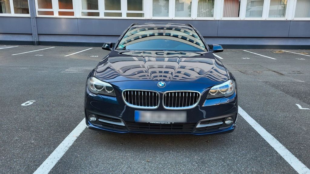 Image of BMW 520