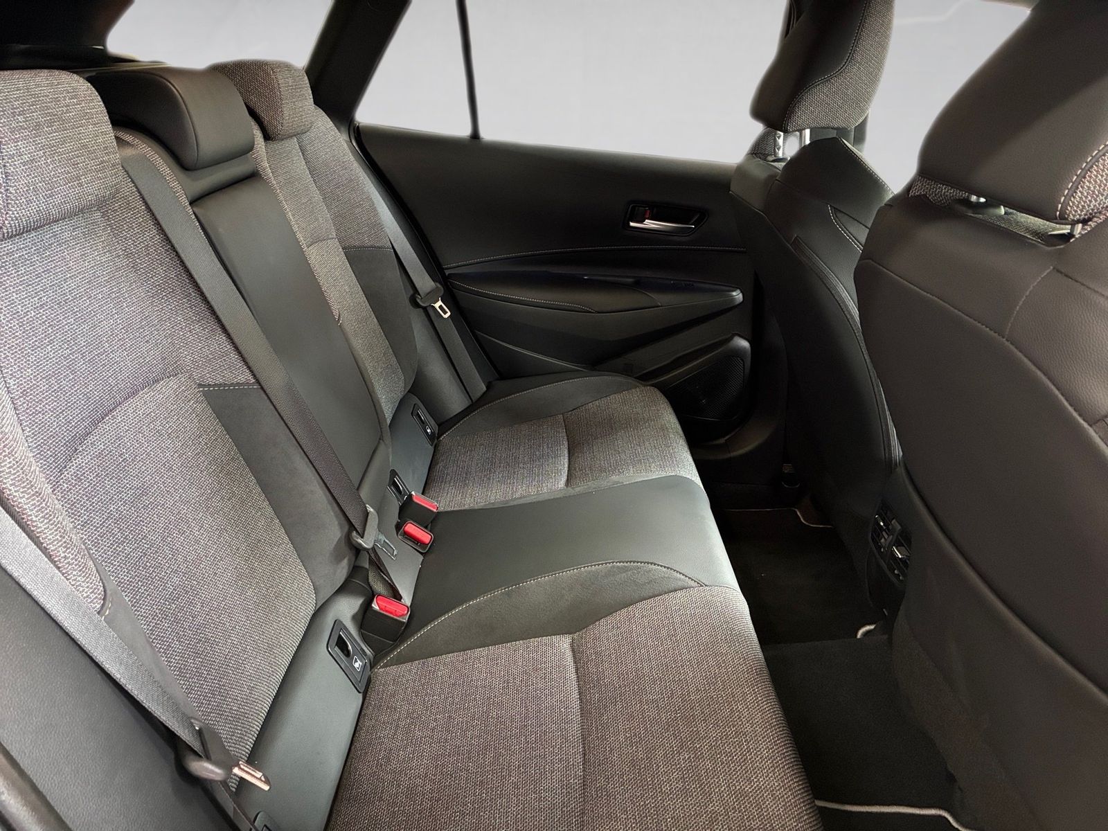 Fahrzeugabbildung Toyota Corolla Touring Sports 2,0 Teamplayer +Technik P