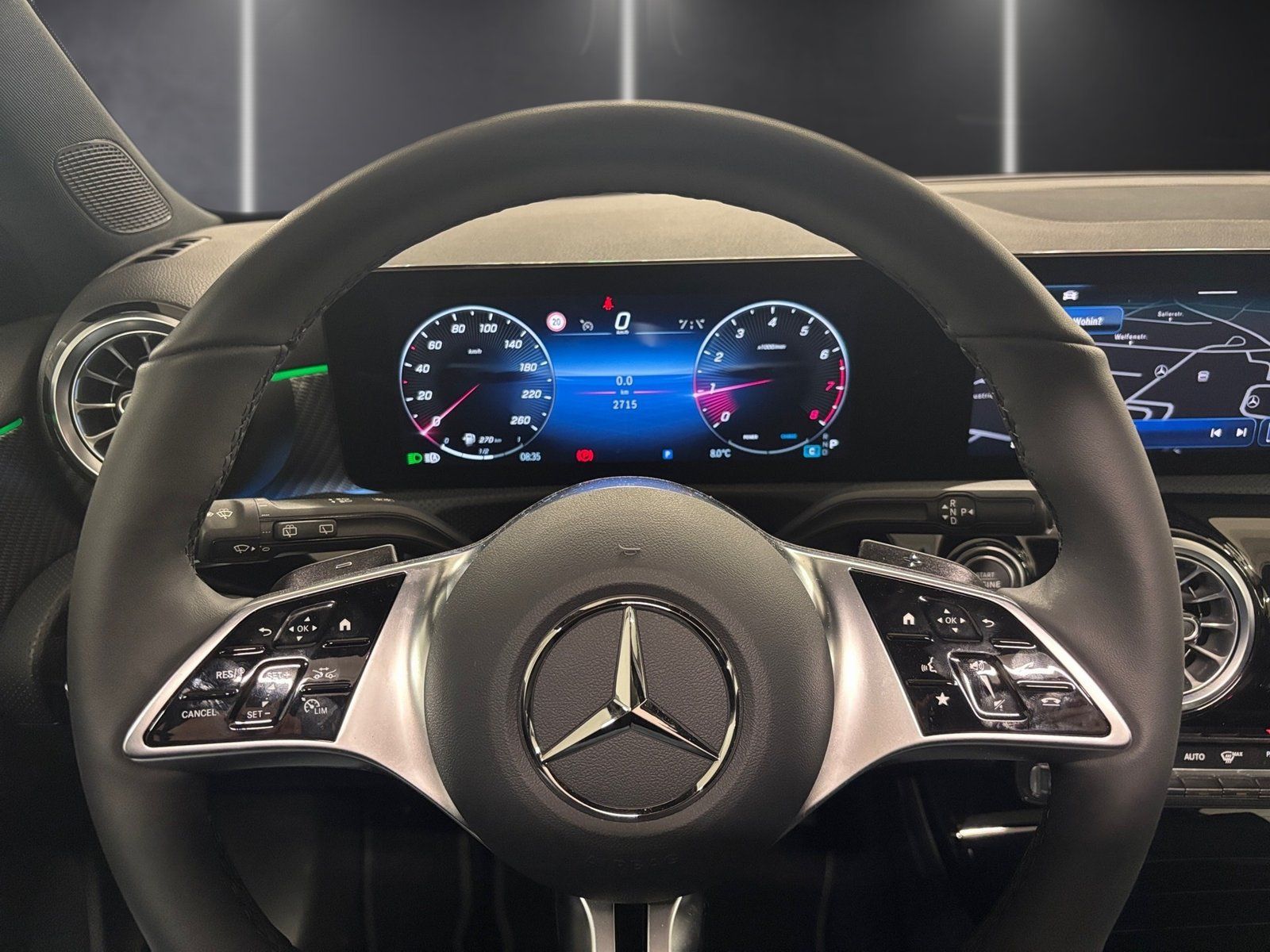 Fahrzeugabbildung Mercedes-Benz A 200 Progressive*Panorama*360°*Totwinkel*Sound*