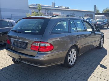 Mercedes E 220 - 7