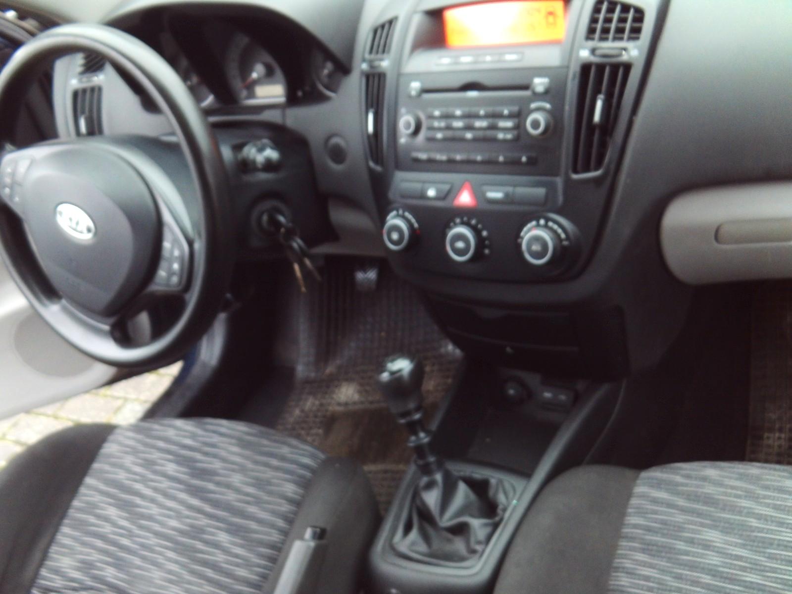 Kia ANDERE Ceed Attract
