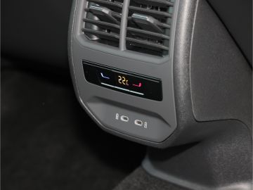 Cupra Formentor 1.5 eTSI DSG vorber. AHK LED Navi Kame