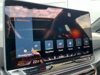 CUPRA Leon ST VZ 2.0 TSI  DSG 4D PANO AHK MATRIX 5JGAR bei Autohaus Landmann & Maier OHG