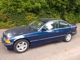 BMW E36 325i Coupe - BMW aus 1992: E36