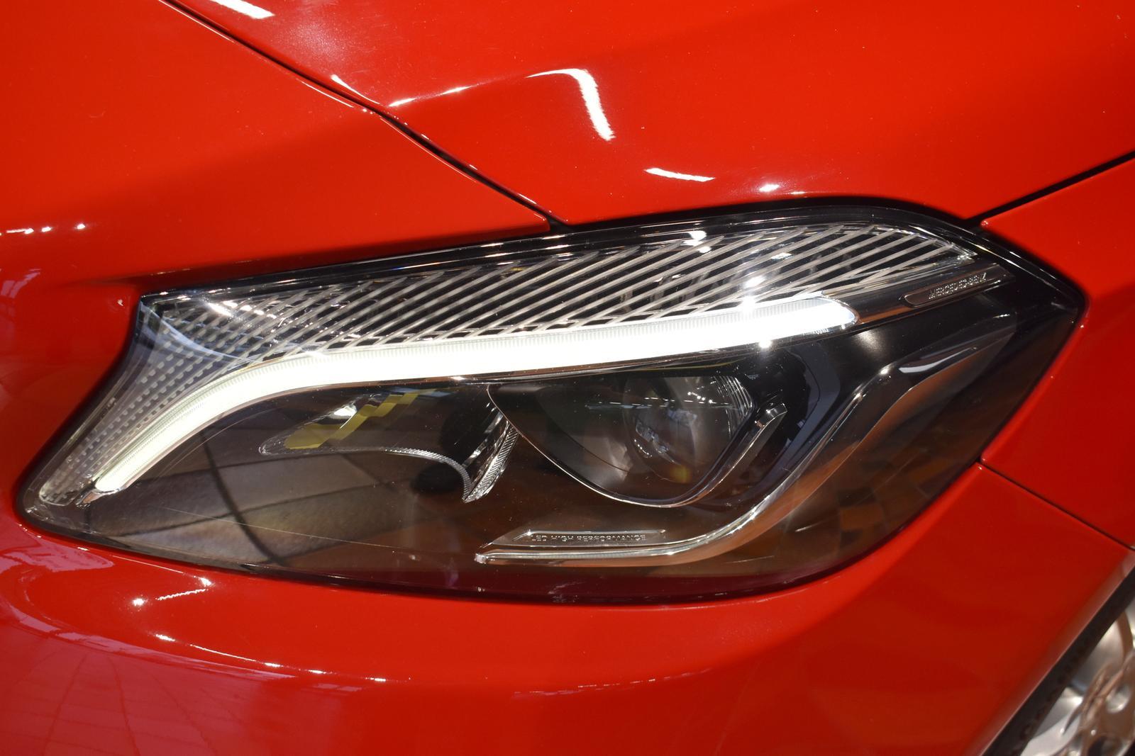 Mercedes-Benz A 180 7G LED LEDER-SPORTSI NAV KAM SPUR TEMPO SH