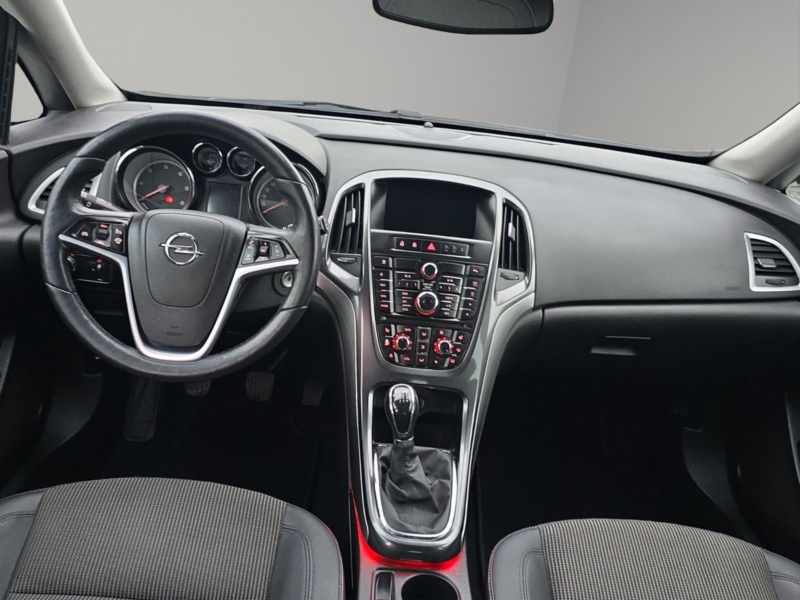 Fahrzeugabbildung Opel Astra J Exklusiv KLIMA NAVI TEMPOMAT TÜV NEU