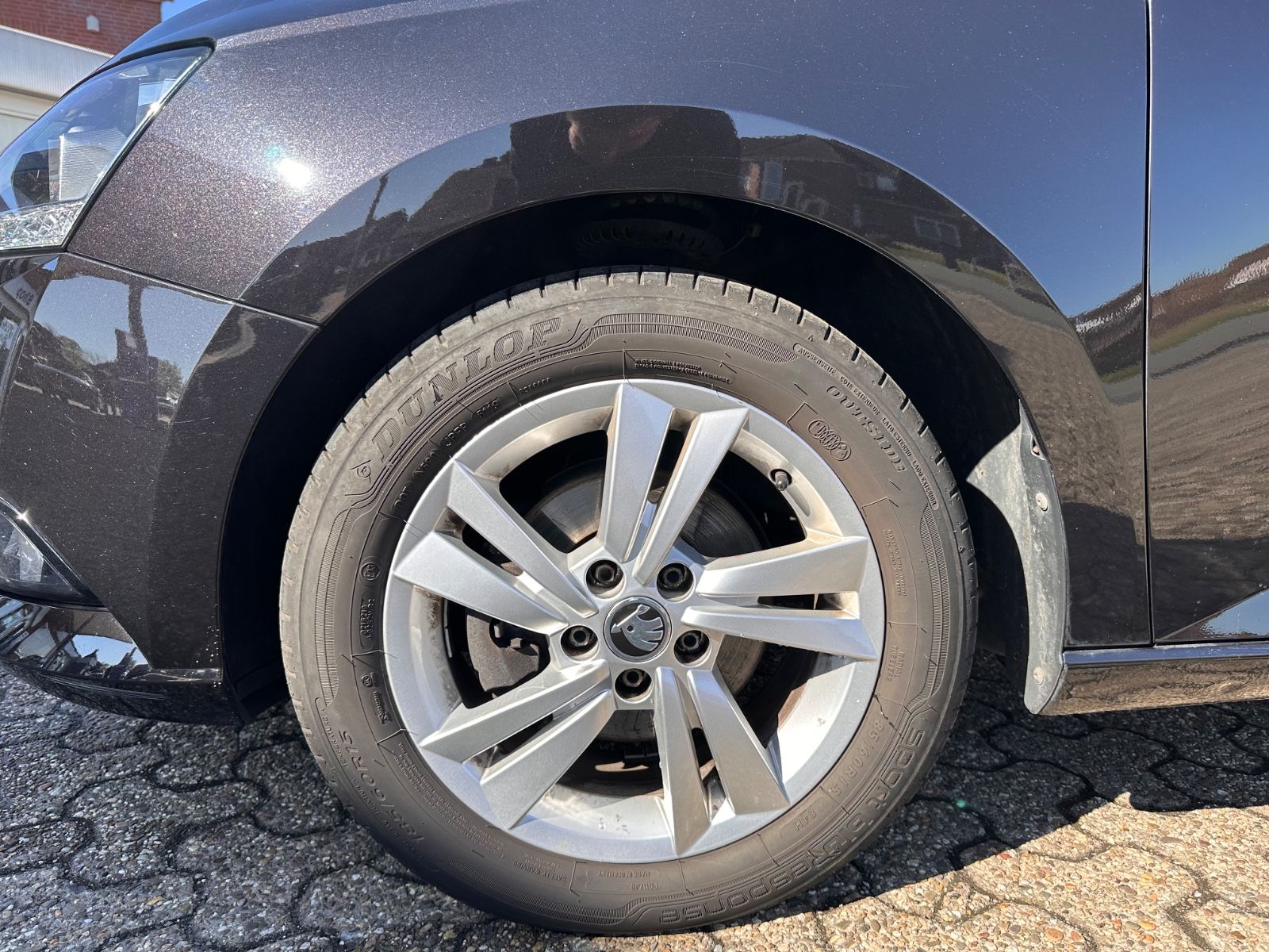 Fahrzeugabbildung SKODA Fabia Combi 1.0 TSI Ambition SHZG/PDC/BT/LM