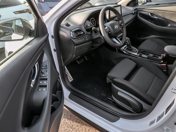 Hyundai i30 cw N Line Mild-Hybrid Fernlicht-Assistent