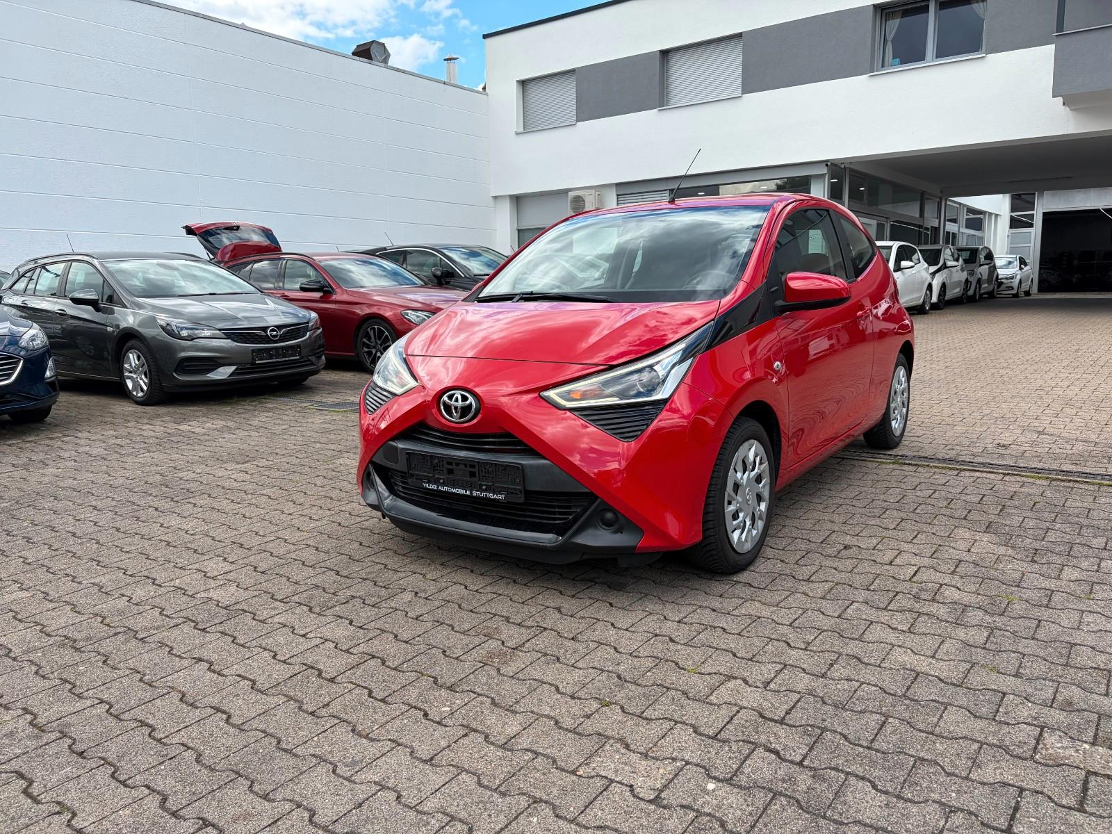 Toyota Aygo AYGO x-play*ERSTE HAND*BT*TEMPOMAT*