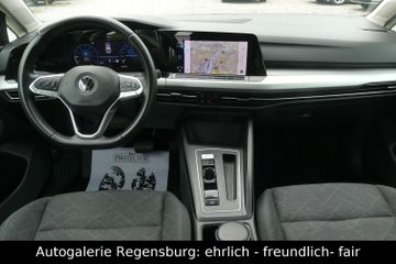 Volkswagen Golf - 8