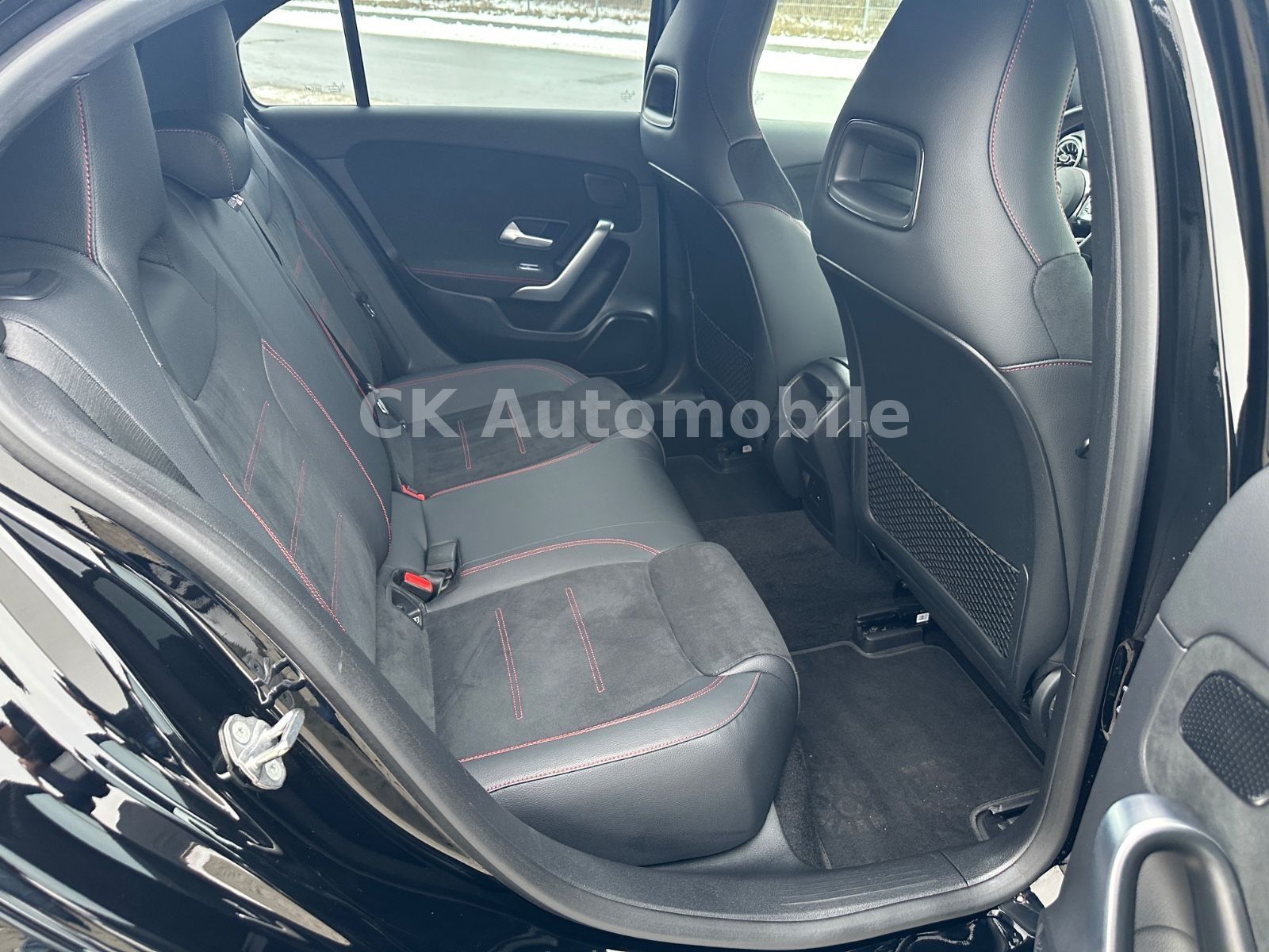 Fahrzeugabbildung Mercedes-Benz A 250e AMG-Line/Night-Paket/Navi/LED/Kamera