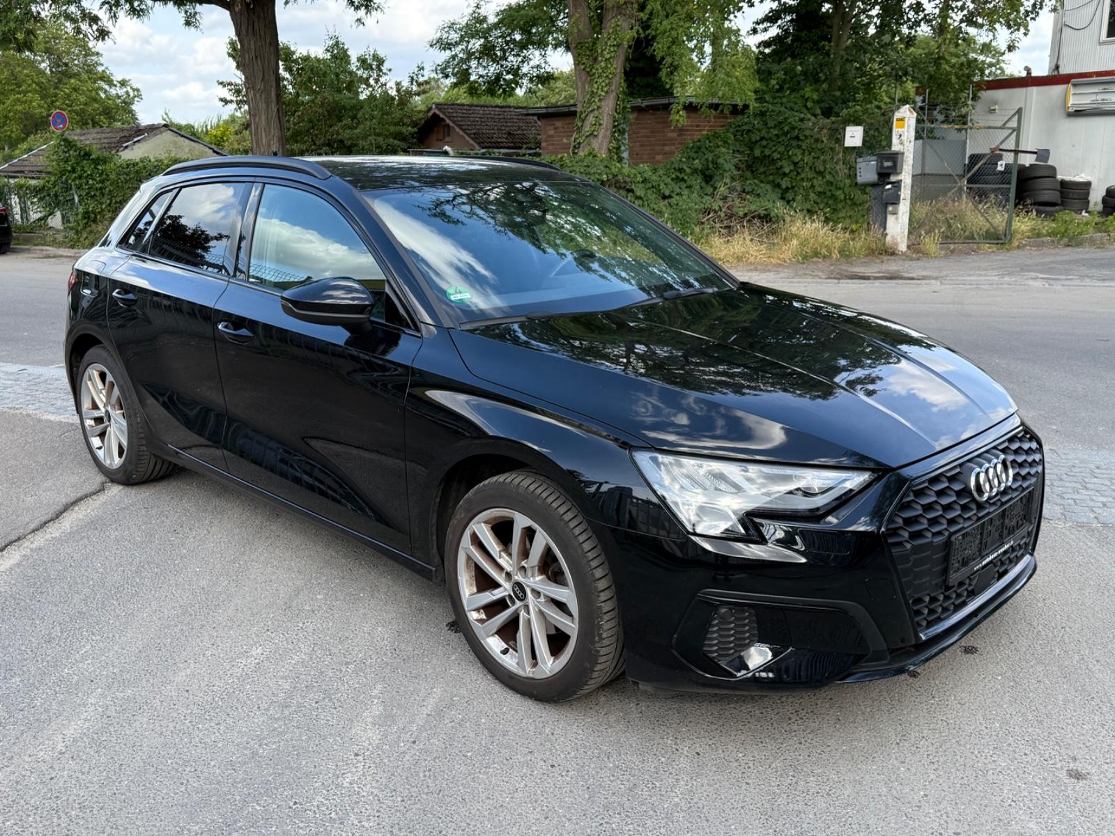 Audi A3 30 TFSI S tronic advanced Sportback
