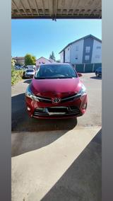 Toyota Verso 1.8l Valvematic Edition S+ 5-Sitzer Ed... - rote Toyota Verso