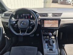 Fahrzeugabbildung Skoda Superb Combi Sportline iV Navi LED ACC AHK 360°