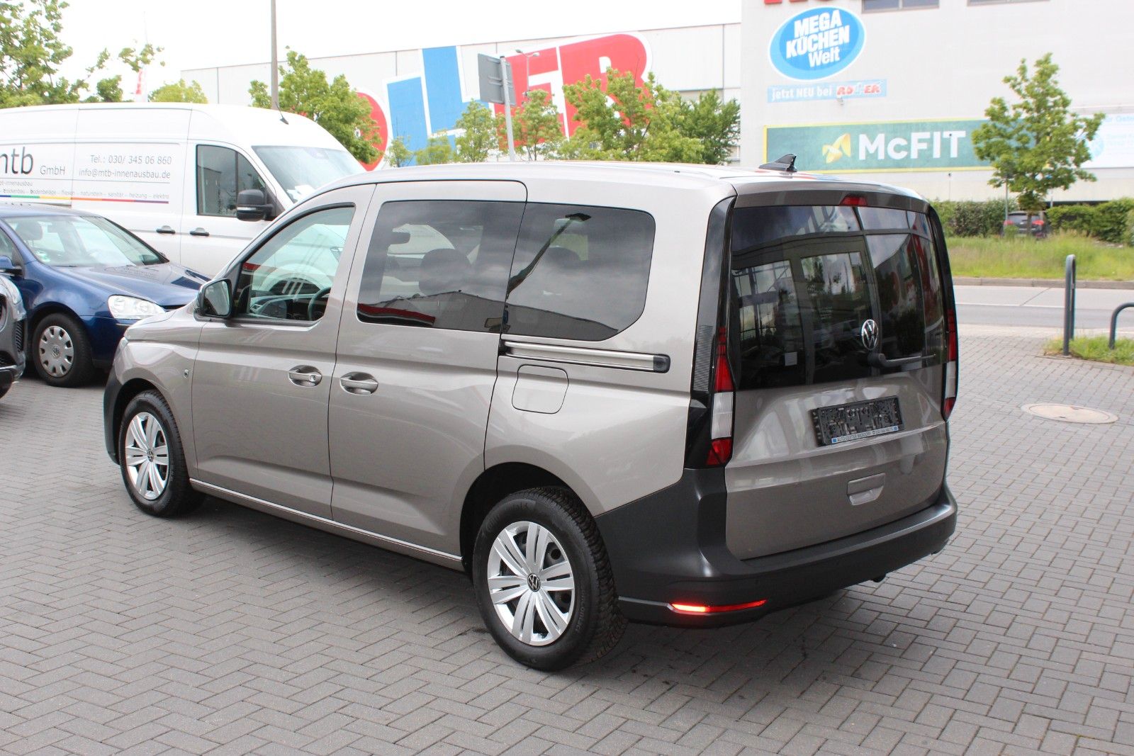 Volkswagen Caddy 2.0 TDI DSG Standheizung AHK Winterp. PTS imagem 3