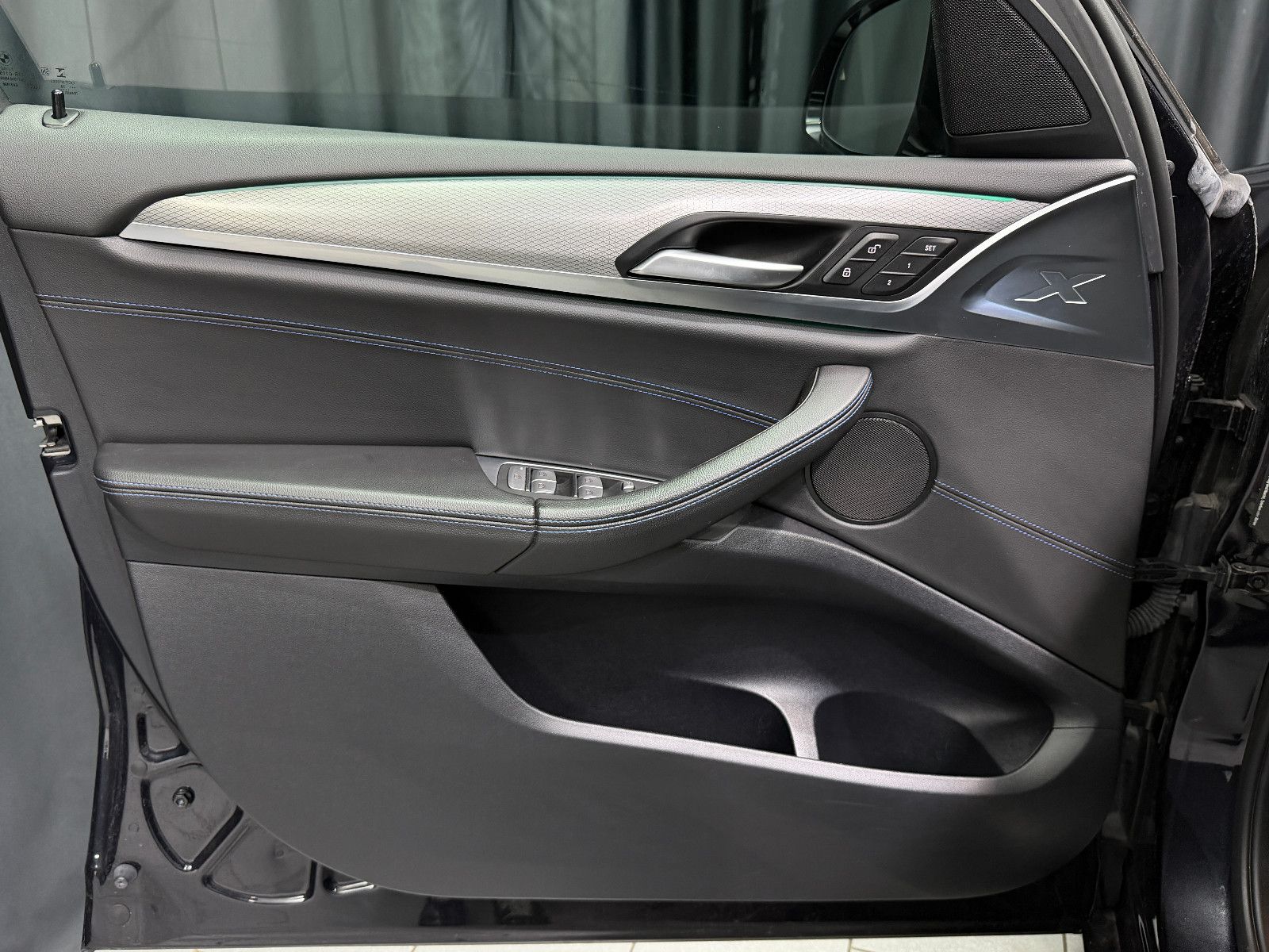 Fahrzeugabbildung BMW X3 xDrive 25 d M Sport |HiFi|AHK|HuD|PANO|ACC