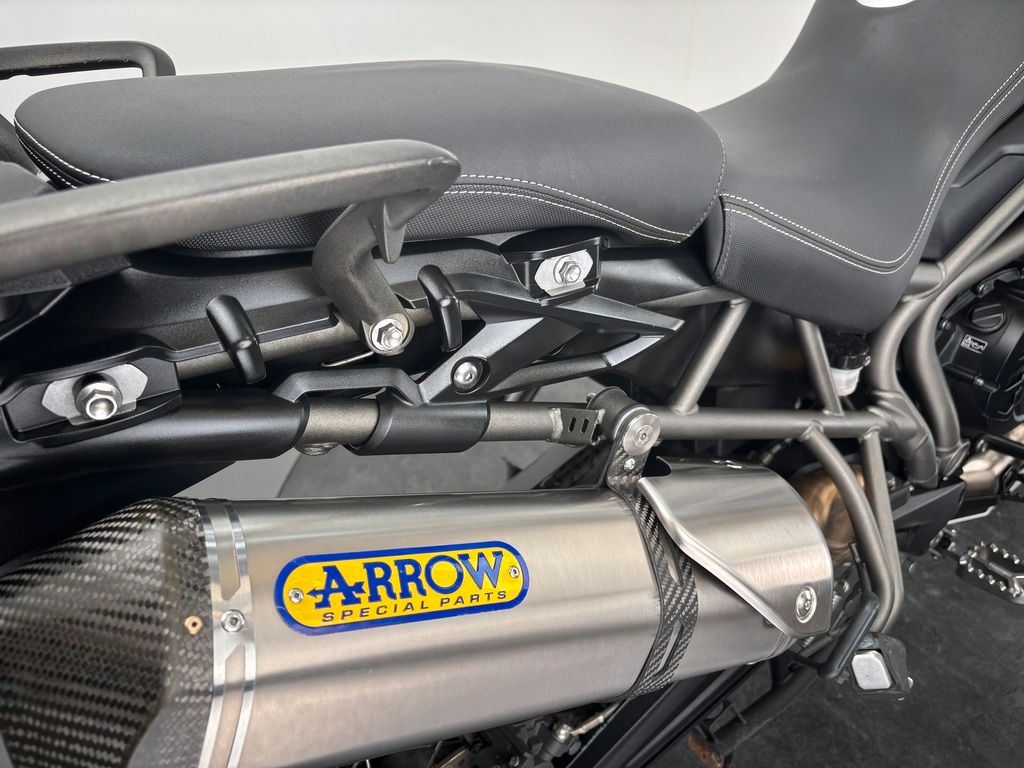 Fahrzeugabbildung Triumph TIGER 800 XCA *ARROW *SITZHEIZUNG