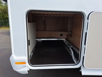 Knaus L!VE TI 590 MF (UPE: 102.300,- )