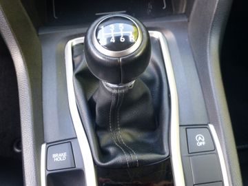 Honda Civic 1,5 VTEC Turbo Executive Limousine