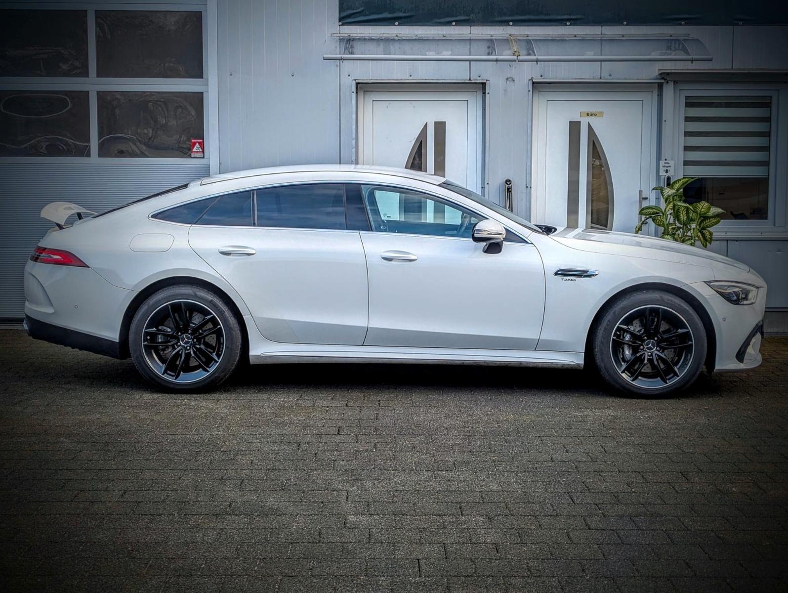 Mercedes-Benz AMG GT 43*Multibeam*Park-Paket*Widescreen*19"