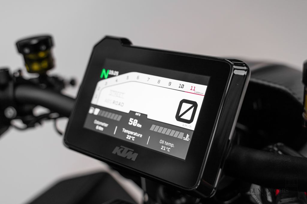 BRABUS 1300 R Edition 23 in STEALTH GRAY - Bild 14