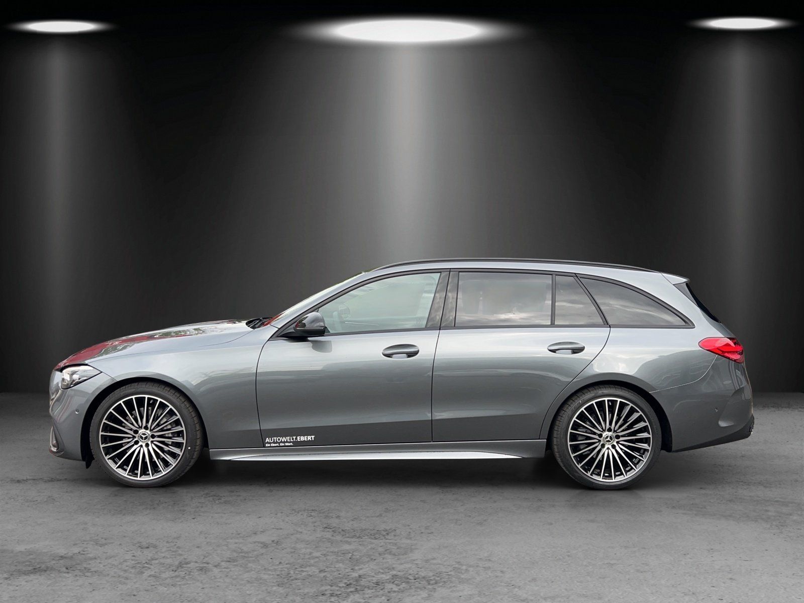Fahrzeugabbildung Mercedes-Benz C 220 d T+AMG-Line+AHK+DISTRONIC+Kamera+Soundsys