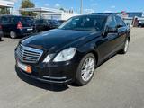 Mercedes-Benz E 300 Lim. E 300 CGI BlueEfficiency AUTOMATIK - gebrauchte Mercedes-Benz E 300 aus dem Jahr 2012