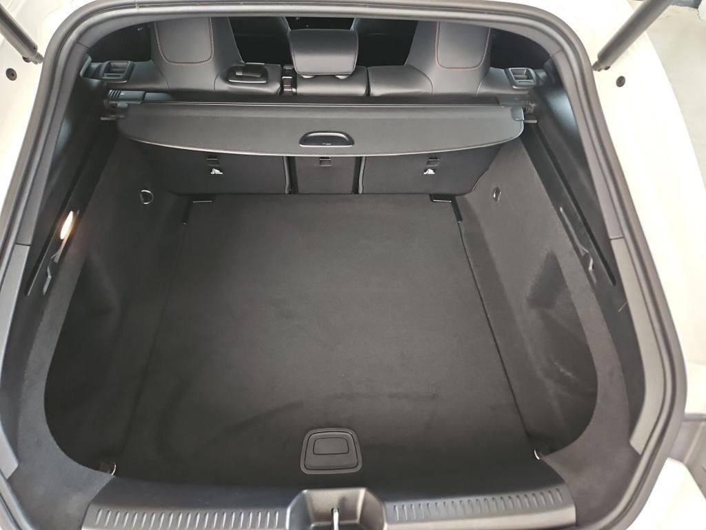 Fahrzeugabbildung Mercedes-Benz CLA 200 SB +AMG+AHK+STANDHEIZUNG+SOUND+DISTRONIC