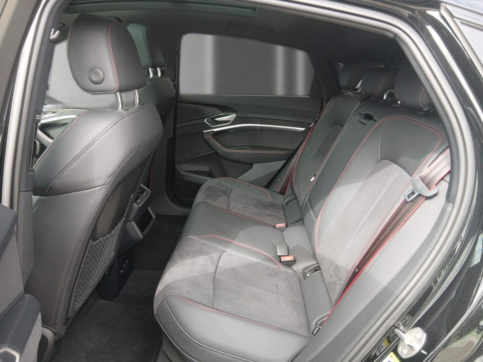 Audi Q8 e-tron - Bild 11
