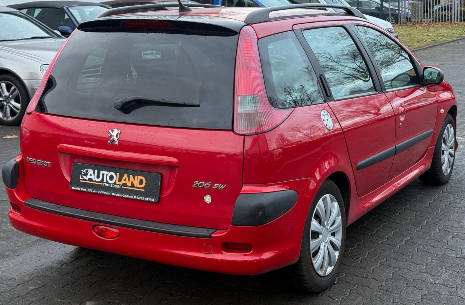 Peugeot  2006 — engine 1.560 cm³, 109 HP (80kW)