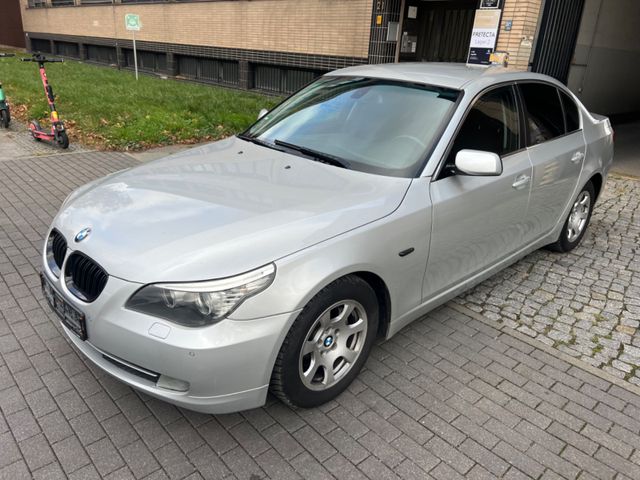 BMW 523i Aut. *TÜV 07/2026*