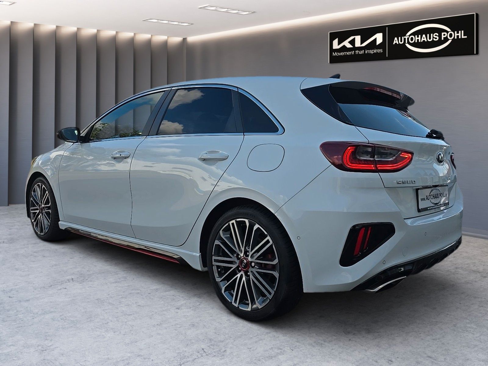 Fahrzeugabbildung Kia Ceed 1.6 T-GDI GT GD KOM NAVI Klappenauspuff