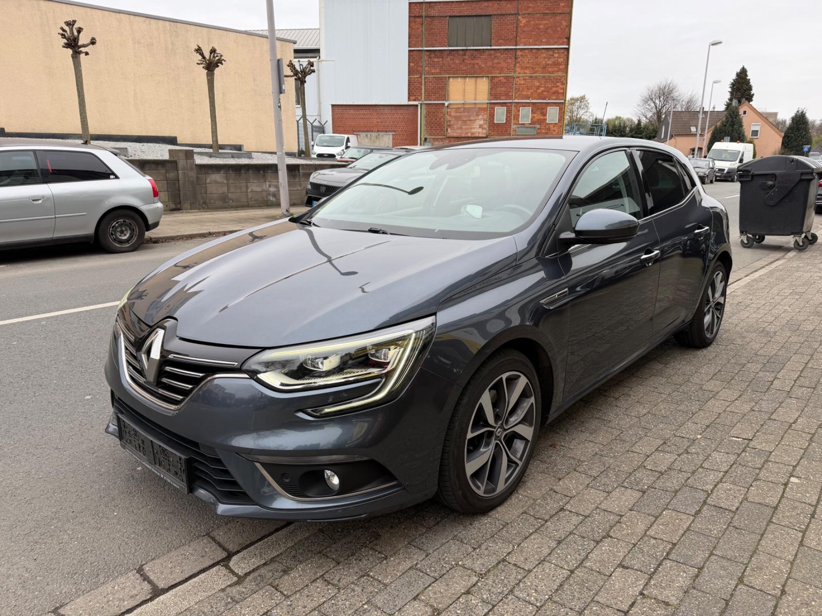 Renault MeganeIV*BOSE-Edit*HUD*Navi*Teilleder*Kamera****