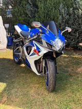 Suzuki GSXR 600 - SUZUKI GSXR 600