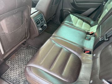 Volkswagen Touareg - 8