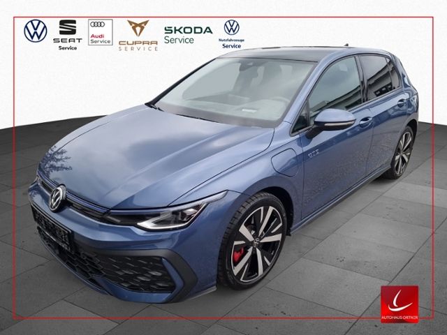 Fahrzeugabbildung Volkswagen Golf GTE MATRIX-LED AREEA VIEW HUD DCC NAVI TRAV