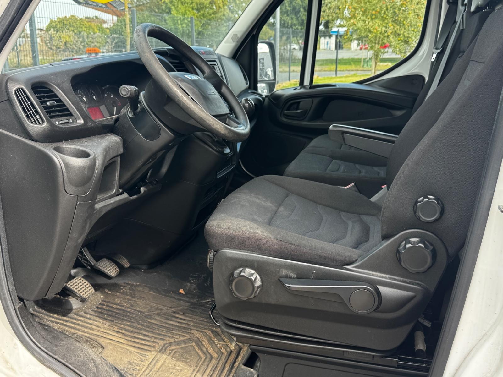 Iveco ANDERE Daily Kasten HKa 35 S ... V Radstand 4100