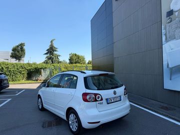 Volkswagen Golf - 8