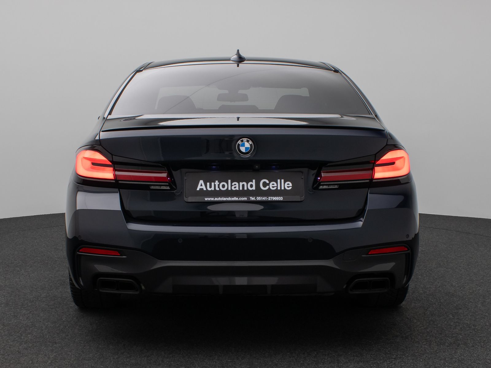 Fahrzeugabbildung BMW M550i xD Kamera Laser HUD DAB H/K 4xKlima Komfor